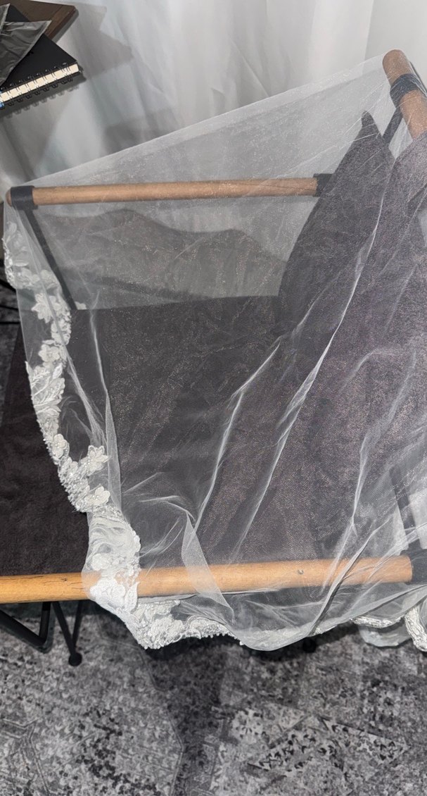 İşlemeli Gri Gotik duvak - Görsel 2