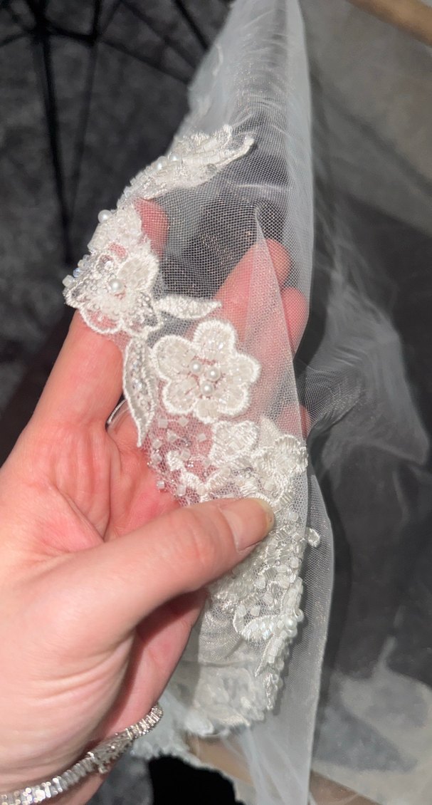 İşlemeli Gri Gotik duvak - Görsel 4