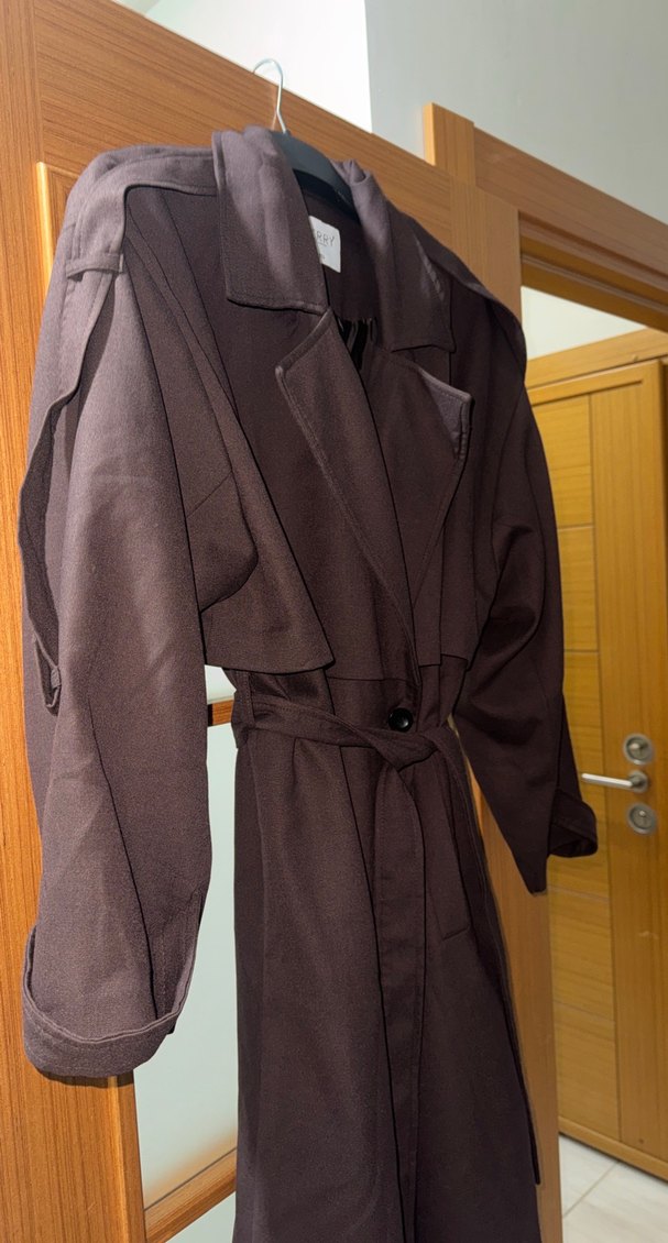 Kahverengi Süet Kemerli Kadın Trençkot - Görsel 3