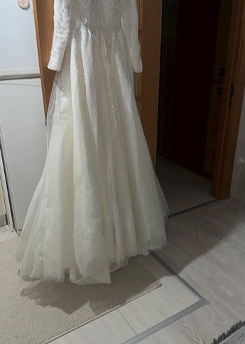 Uzun Kollu Yüksek Yakalı Prenses Gelinlik - Görsel 3