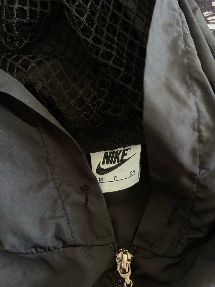 Nike Kadın Yağmurluk - Görsel 2