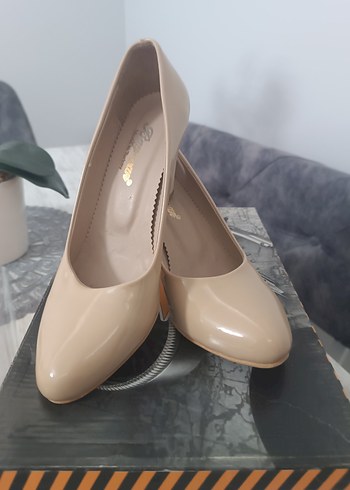 Bej Stiletto Topuklu Kadın Ayakkabı - Görsel 2