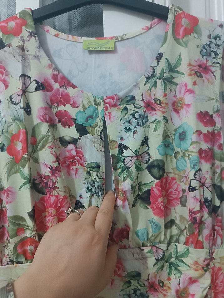 Çiçek Desenli Drapeli elbise - Görsel 4