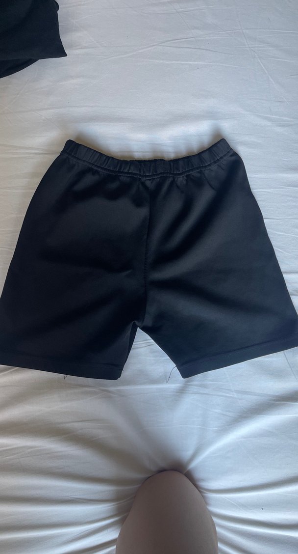 Siyah şort - Görsel 2