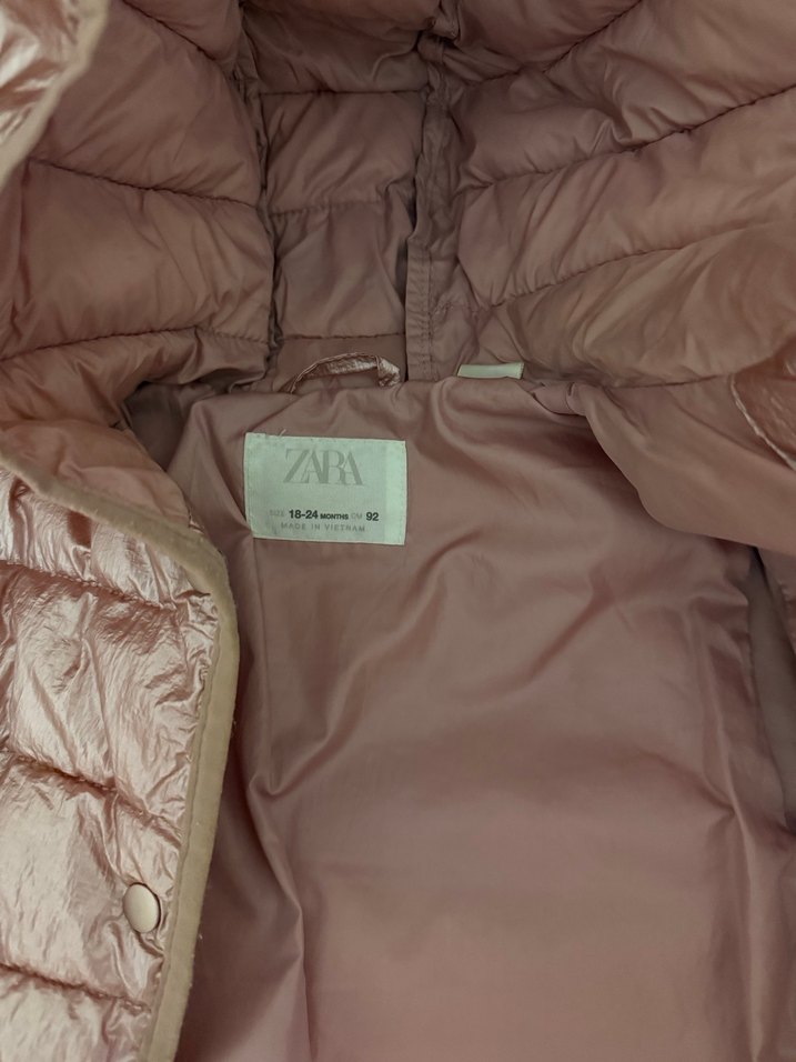 Bebek Parlak Bej Kapüşonlu Kışlık Mont - Görsel 2