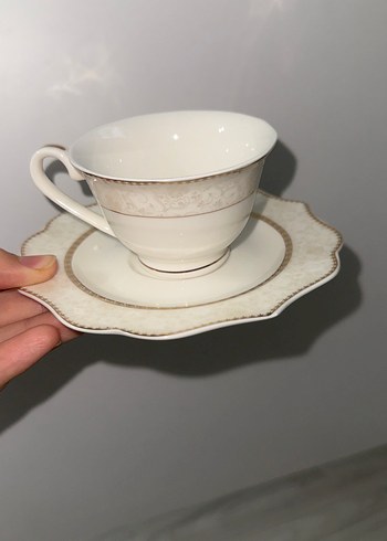 Desenli Beyaz İnce Kenarlı Fincan ve Tabak 12 kişilik - Görsel 2