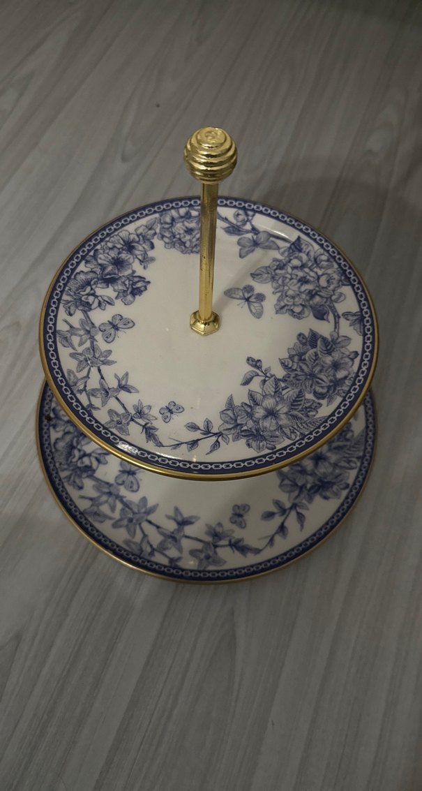 Mavi Çiçek Desenli İki Katlı Servis Tabağı - Görsel 2