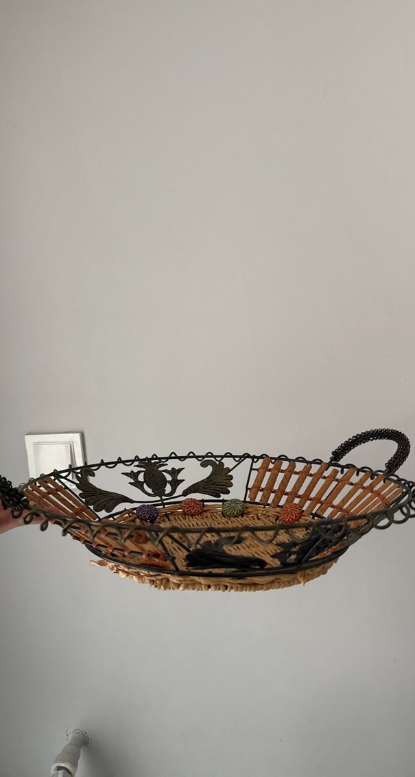 Koyu Kahverengi Hasır ve Metal Dekoratif Sepet - Görsel 2