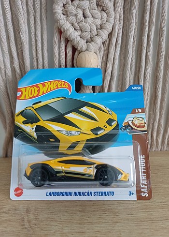 Hotwheels Sarı Lamborghini Huracan Oyuncak Araba