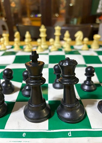 Yeşil Katlanabilir Satranç Takımı - Görsel 2