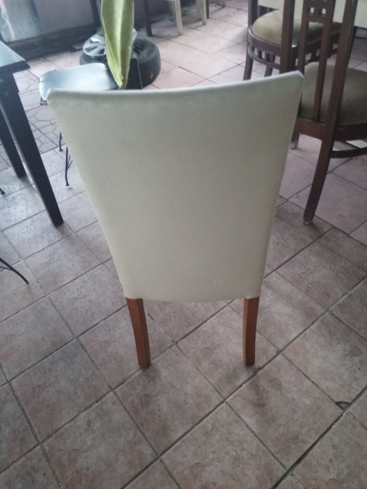 Beyaz Yüksek Sırtlı Sandalye - Görsel 3