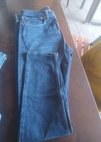 Levis Marka 32 32 Beden Orijinaldir
