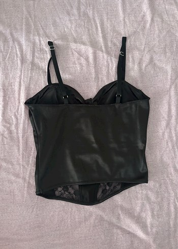 H&M Dantel Detaylı Siyah Deri Gotik Büstiyer