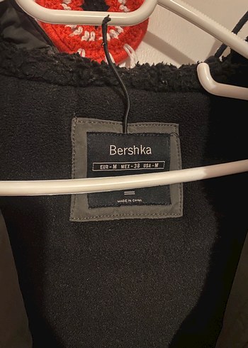 m Beden Bershka m beden erkek mont