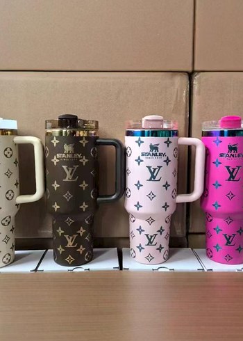 Renkli Louis Vuitton Desenli Termos
