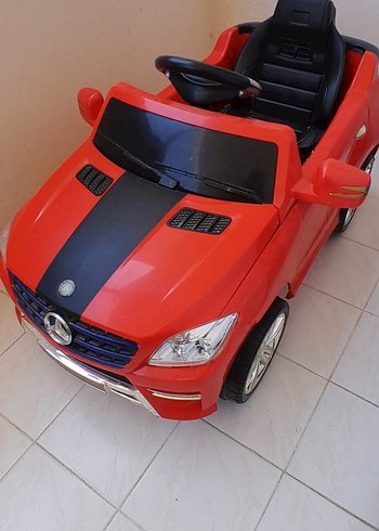 Mercedes AMG Akülü Araba