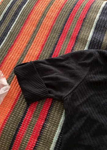 Düğmeli Siyah Midi Kadın Hırka - Görsel 3