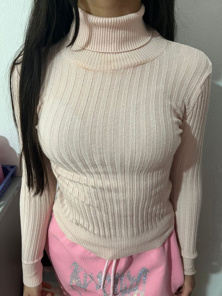 Pembe Boğazlı Fitilli Kadın Kazak - Görsel 3