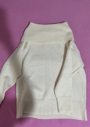 Kadın Beyaz Kayık Yaka Triko Kazak - Görsel 3