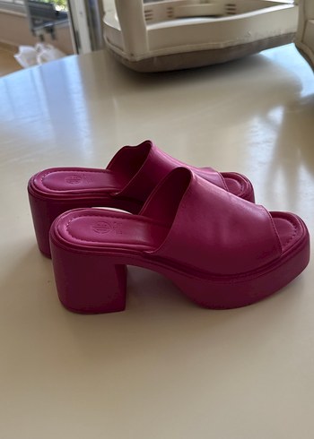 Elle Elle Pembe Platform Topuklu Kadın Terlik