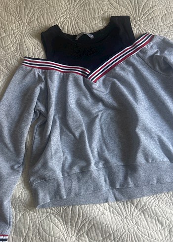 V Yaka Gri Kadın Sweatshirt