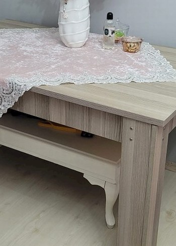Masa ve 4 sandalye
