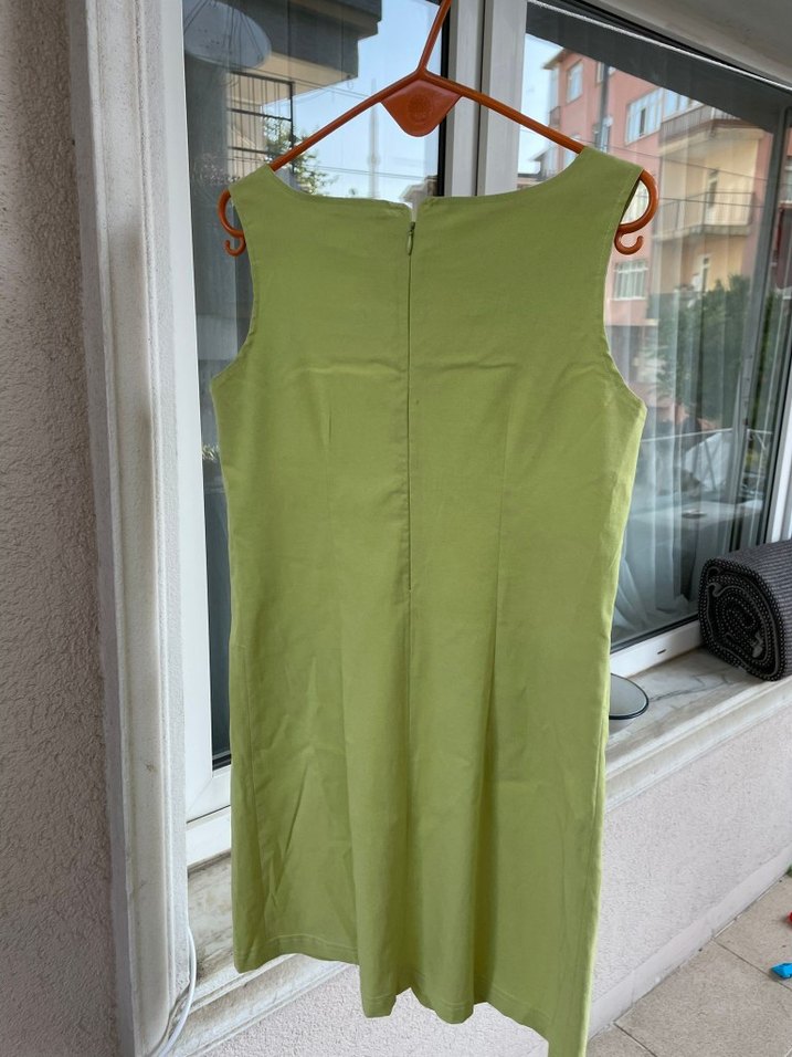 Düğmeli Yeşil Midi Kolsuz Elbise - Görsel 5