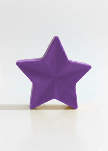 Renkli atkı ve şapkalı beyaz kardan adam figürü - Görsel 12