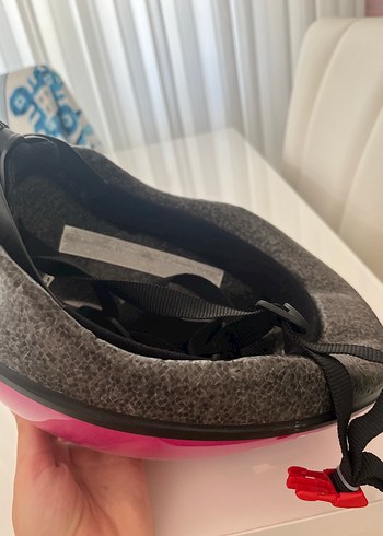 Pembe B'Twin Çocuk Bisiklet Kaskı - Görsel 2