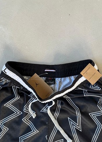 NİKE JORDAN ŞORT ZİGZAG DESENLİ - Görsel 2