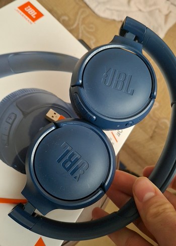 JBL TUNE 520 BT YAKLAŞIK 1 YIL GARANTİLİ - Görsel 2