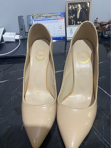 Diğer Stiletto