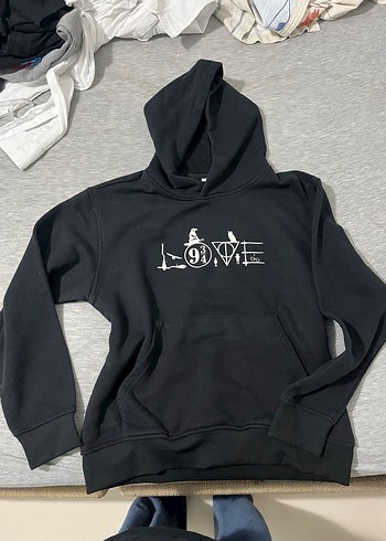Siyah Kapüşonlu Kadın Sweatshirt