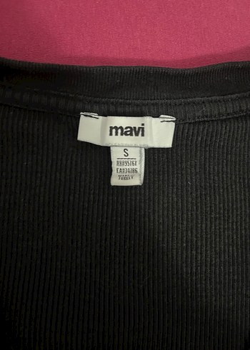 Mavi Mavi v yaka tişört