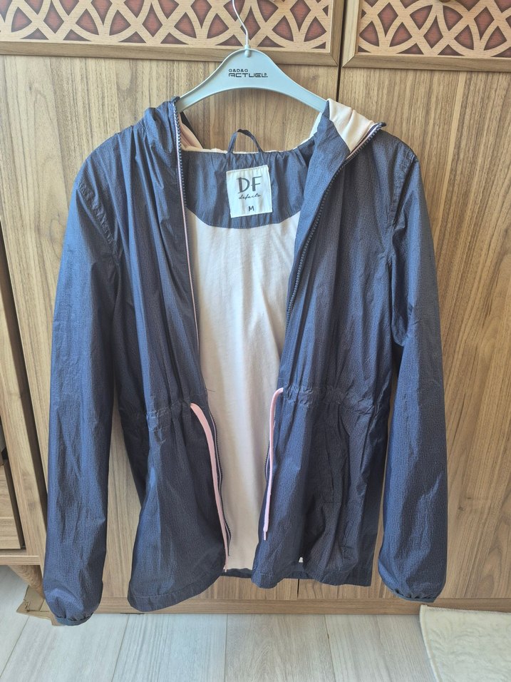 lacivert yağmurluk - Görsel 2