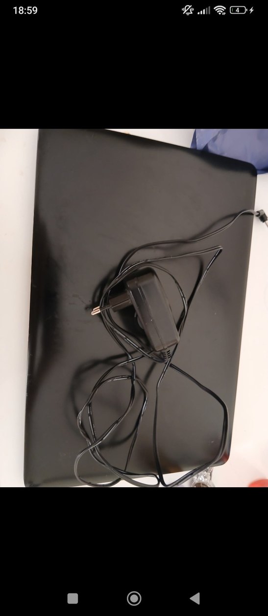 Siyah renkli taşınabilir dizüstü bilgisayar - Görsel 4