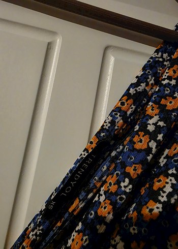 Çiçek Desenli Drapeli Mini Elbise - Görsel 3