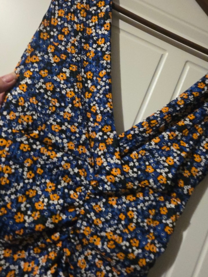 Çiçek Desenli Drapeli Mini Elbise - Görsel 2