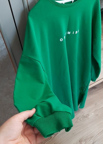 Uzun Kollu Yeşil Baskılı Tunik - Görsel 4