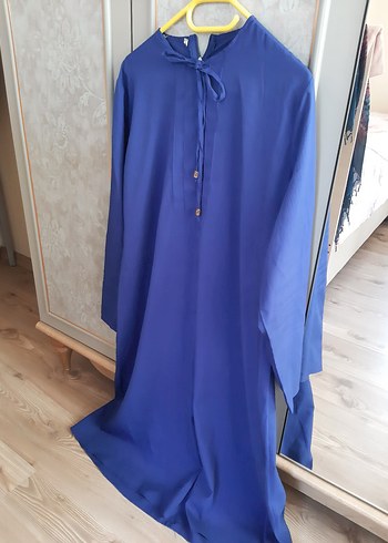Uzun Kollu Mavi Saten Tunik - Görsel 2