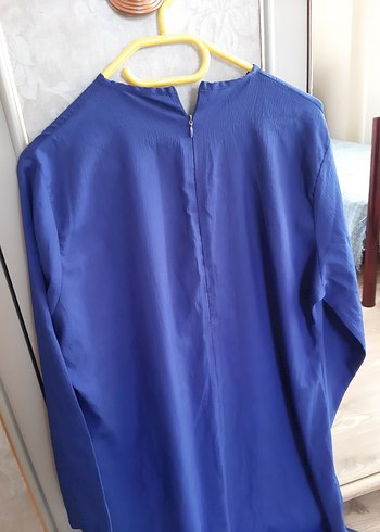 Uzun Kollu Mavi Saten Tunik - Görsel 5