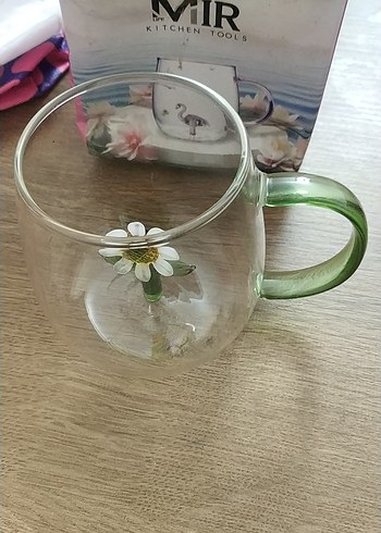 Çiçek Detaylı Cam Kupa - Görsel 2