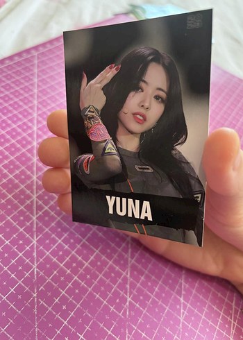 Beş adet İtzy k-pop collectibles kart - Görsel 8