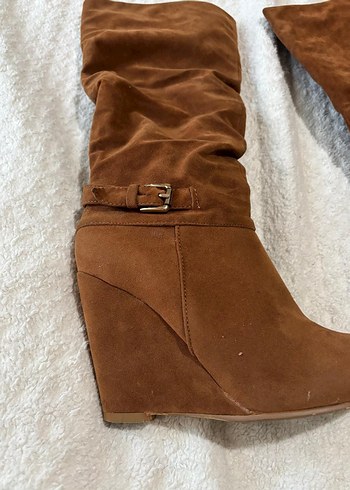 Bershka Kahverengi Süet Dolgu Topuklu Kadın Çizme