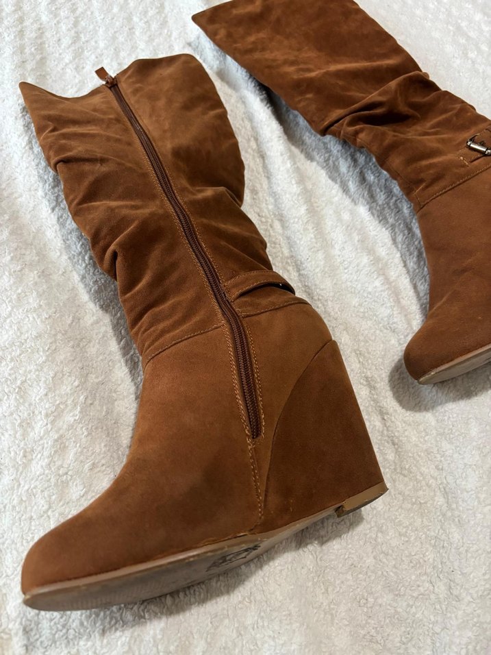 Kahverengi Süet Dolgu Topuklu Kadın Çizme - Görsel 3