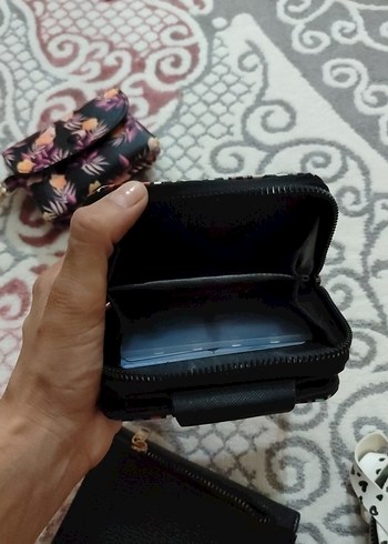 Beden çeşitli Renk Renkli Desenli Kadın Cüzdanı Tokalı