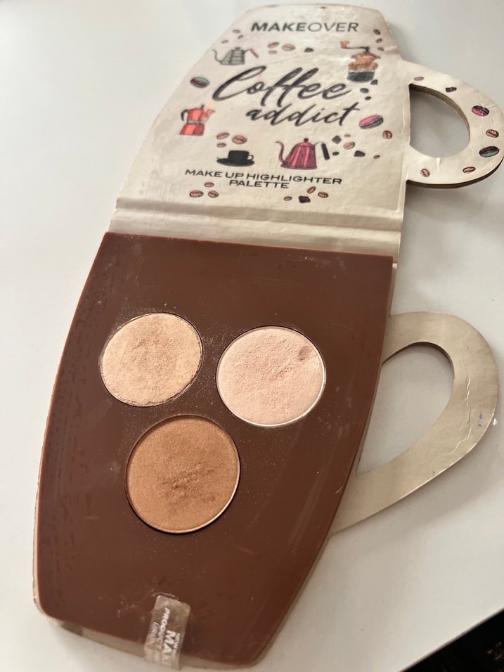 Makeover Kahve Temalı Aydınlatıcı Paleti - Görsel 2