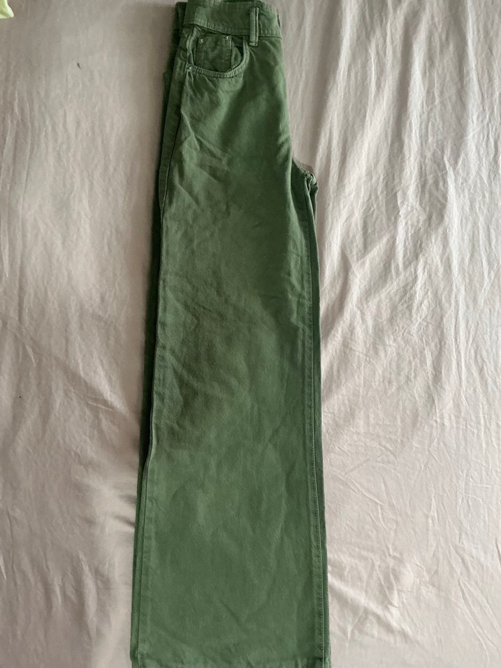 Bershka Yeşil Midi Bol Kesim Kadın Pantolon - Görsel 3