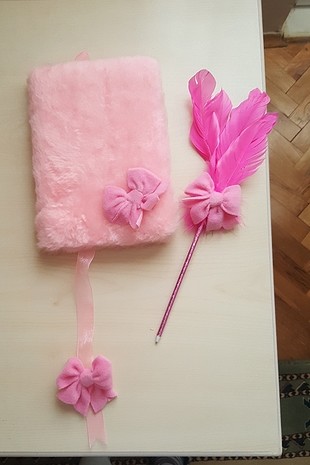 peluş hatıra defteri ve tüylü kalem