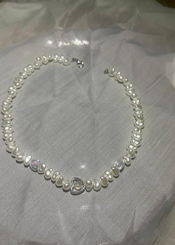 Diğer Beyaz Boncuklu Midi Kolye